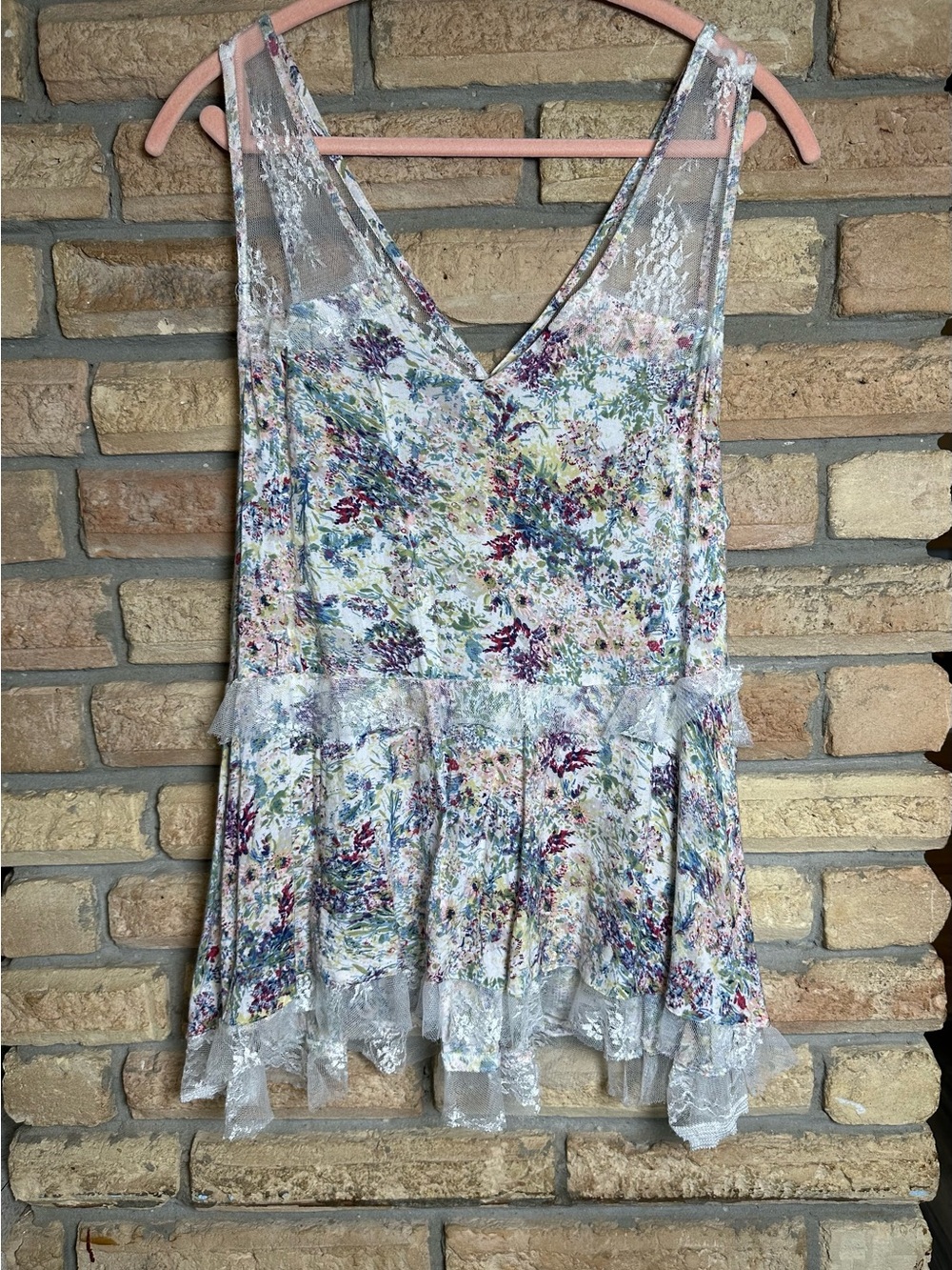 Floral Tank with Lace Details by Angie Size M